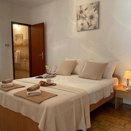 Pisak Holiday Homes Esterno foto