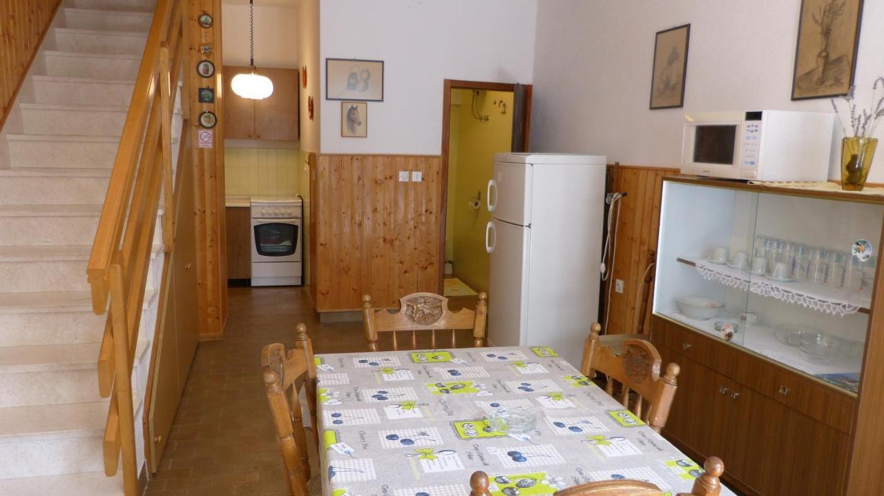 Pisak Holiday Homes Esterno foto