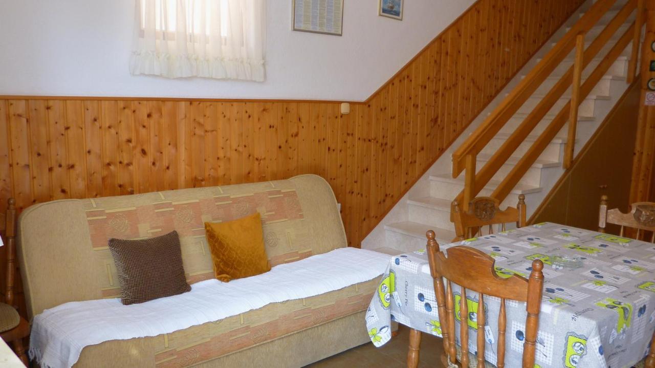 Pisak Holiday Homes Esterno foto